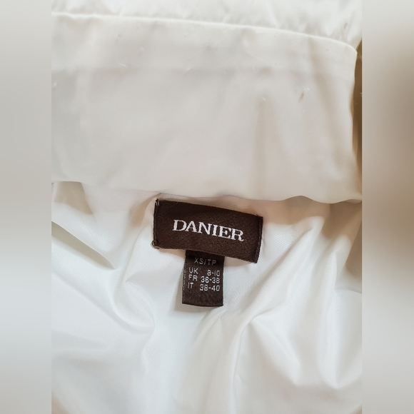 DANIER leather womens white long goose down jacket. Size xs. EUC - Picture 3 of 13